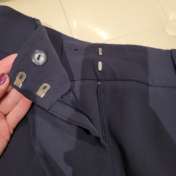 H&M navy paper bag shorts - Picture 5 of 5